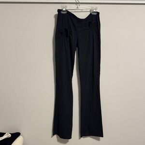 SKIMS Black Heart Cutout Leggings 🔥🦄